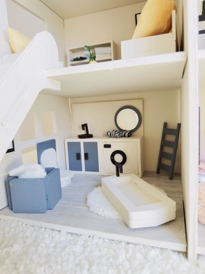 Rüya Oyun Evi – Balkonlu Ahşap Çocuk Oyun Evi