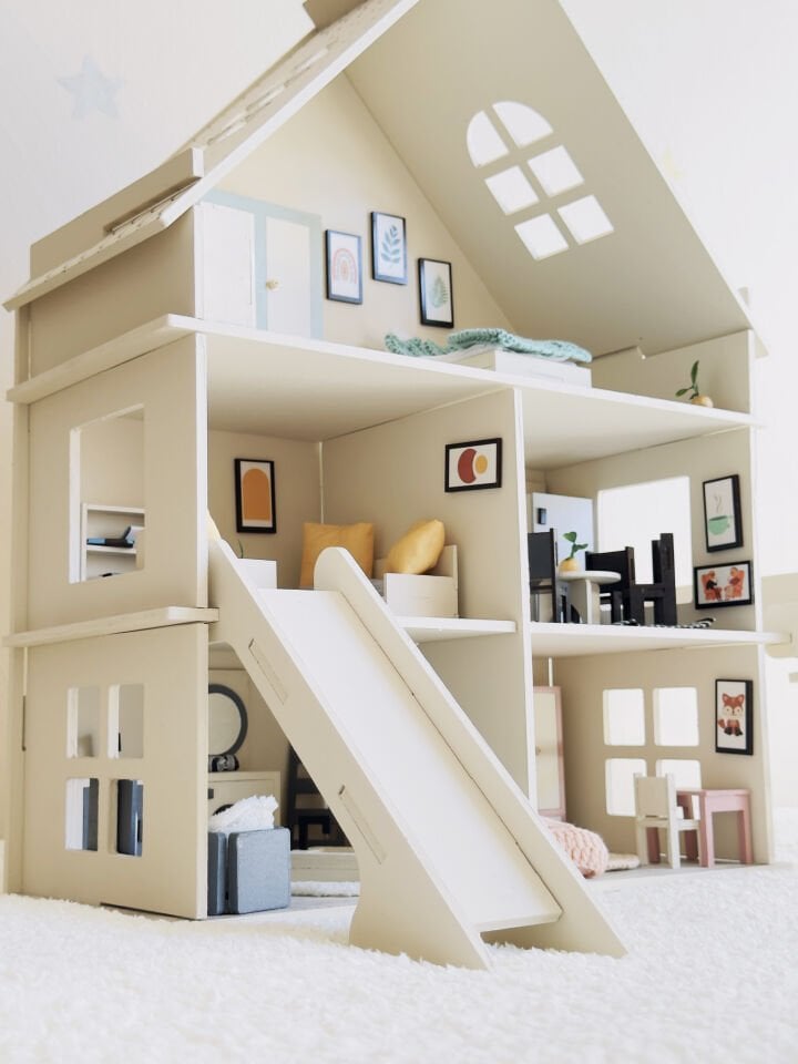 Rüya Oyun Evi – Balkonlu Ahşap Çocuk Oyun Evi