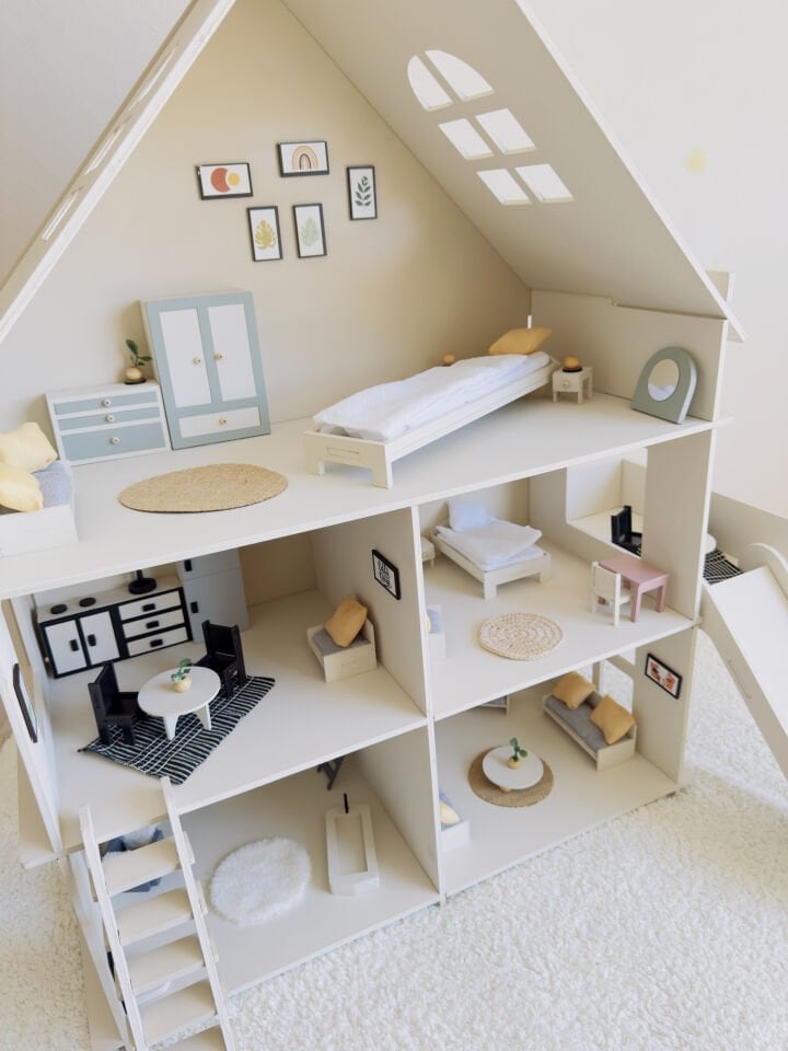 Büyük Rüya Oyun Evi – Balkonlu Ahşap Çocuk Oyun Evi