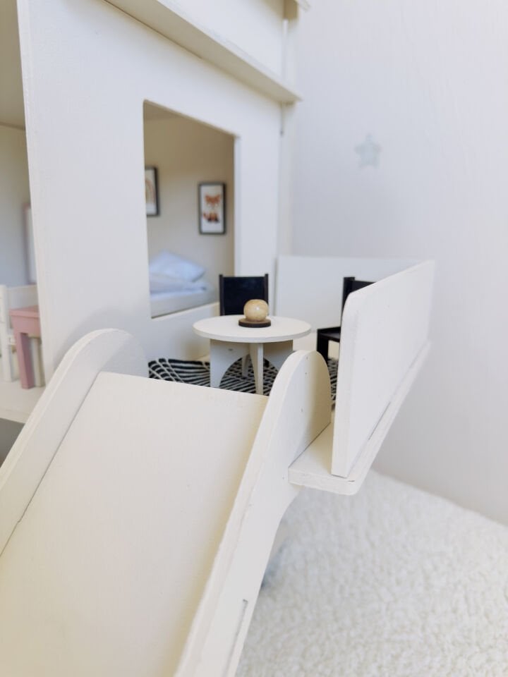 Büyük Rüya Oyun Evi – Balkonlu Ahşap Çocuk Oyun Evi