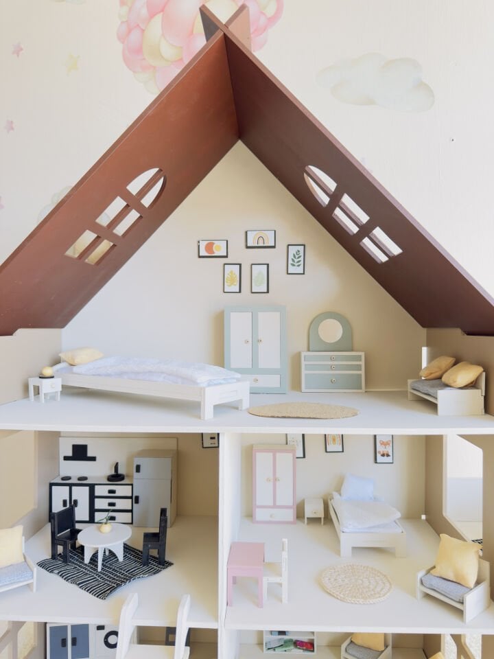 Büyük Bohem Oyun Evi – Balkonlu Ahşap Çocuk Oyun Evi