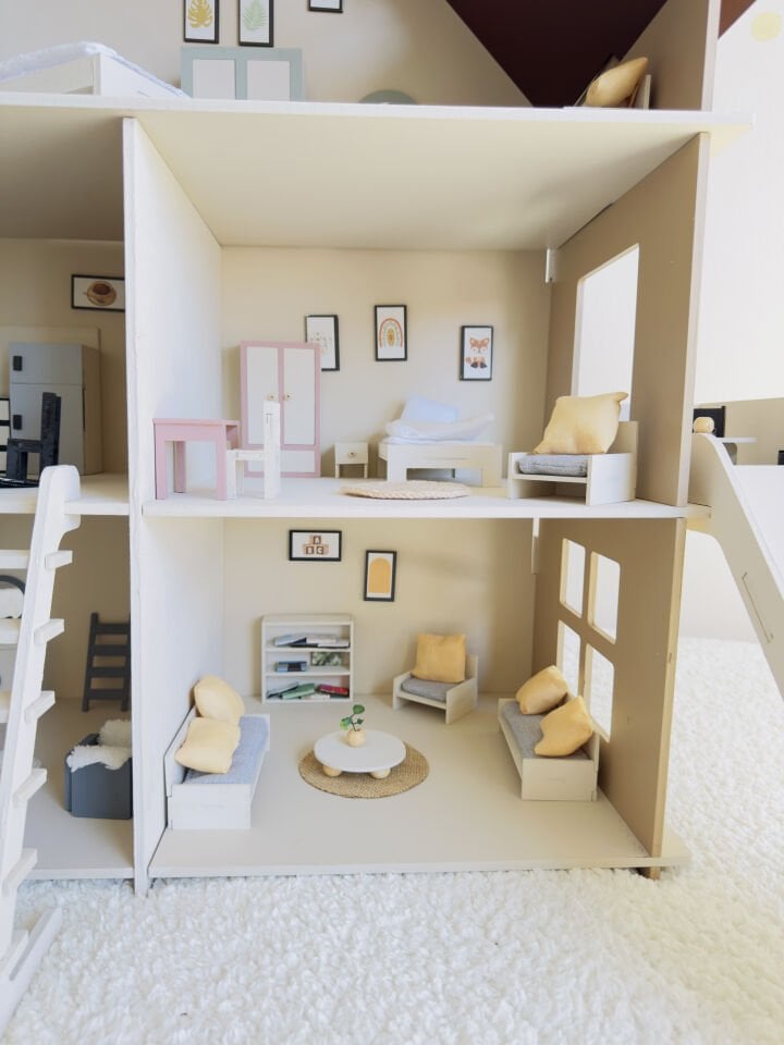 Büyük Bohem Oyun Evi – Balkonlu Ahşap Çocuk Oyun Evi