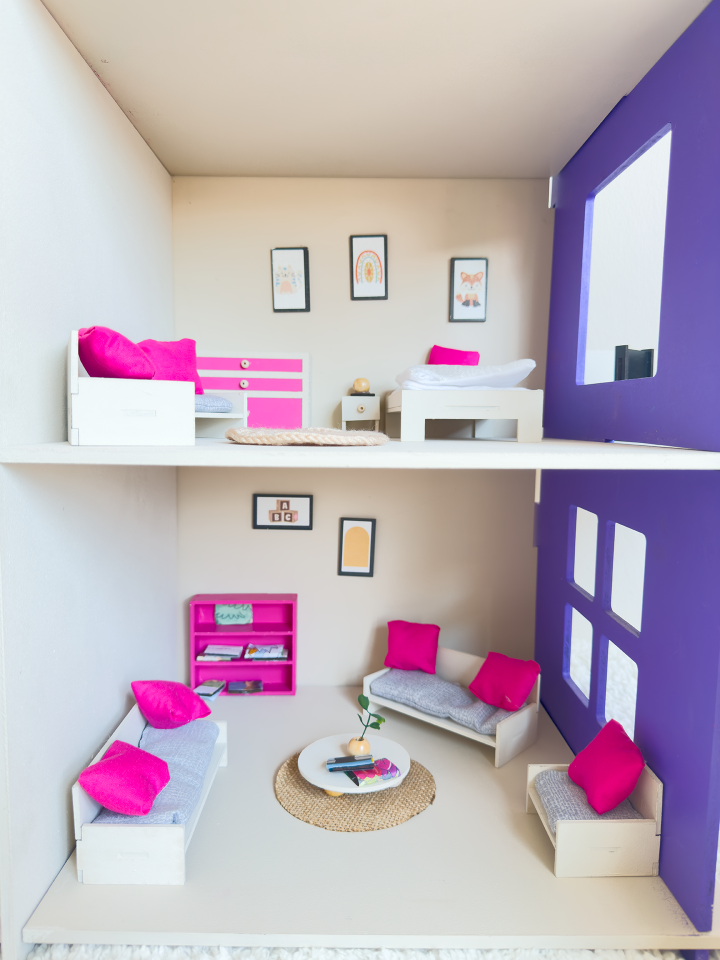 Büyük Renkli Oyun Evi – Balkonlu Ahşap Çocuk Oyun Evi