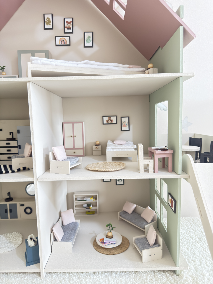 Büyük Bahar Oyun Evi – Balkonlu Ahşap Çocuk Oyun Evi